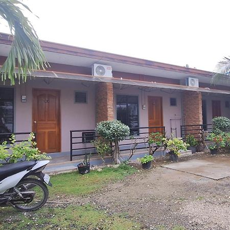 Casa Oeste Moalboal Εξωτερικό φωτογραφία